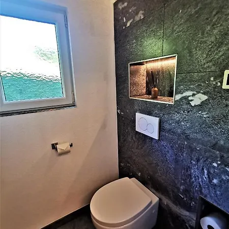 Gschloessl, Semesterbostad